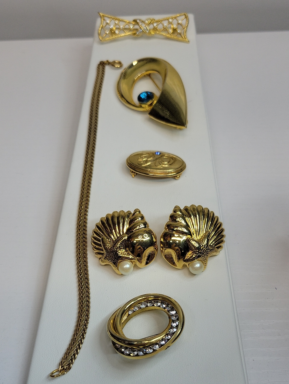 Gold-Tone Jewelry Bundle